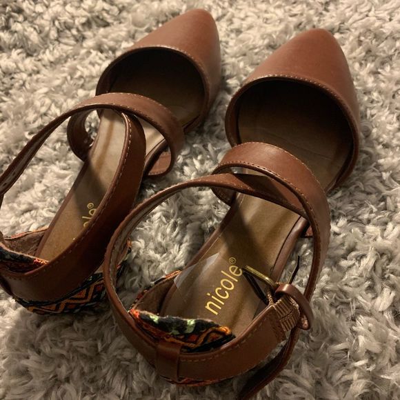 NICOLE || Woman’s Dark Brown Boho Bohemian Sandal Jamaican Tribal Pattern - Picture 3 of 4